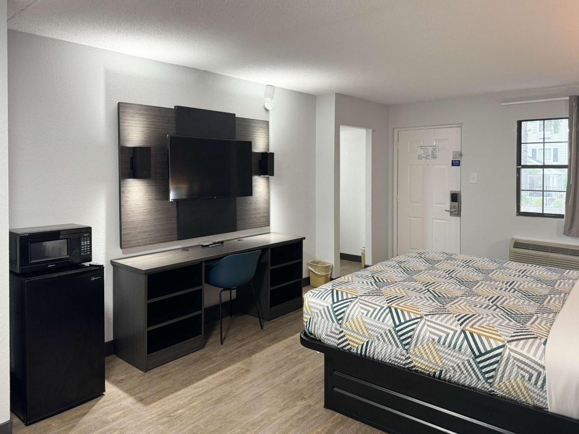 Motel 6 Huntsville Al University Dr. Εξωτερικό φωτογραφία
